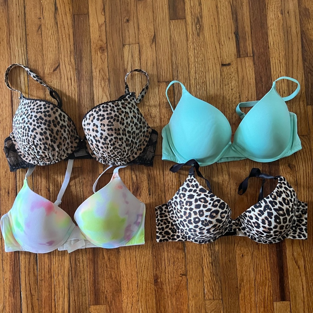 Victoria’s Secret Pink bras 36C